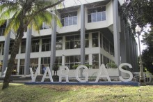 Vargas Facade