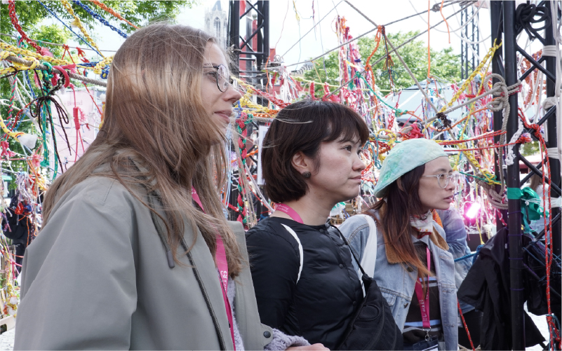 5. Participants Nagara Wada (Japan), Red (Viet Nam) and Una Valaine (Latvia) during meeting with artists of Home Bound. Photo © ASEF Culture.