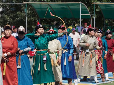The Sensible Archery / The Archery is Sensibility